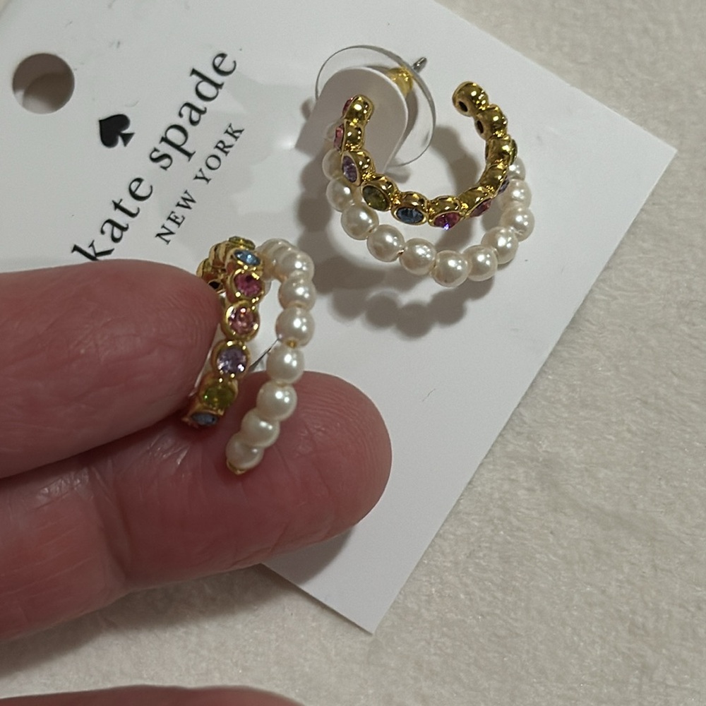 NWT Kate Spade Pearl Multi color dual hoops. Pearl Caviar .5” - Picture 2 of 3